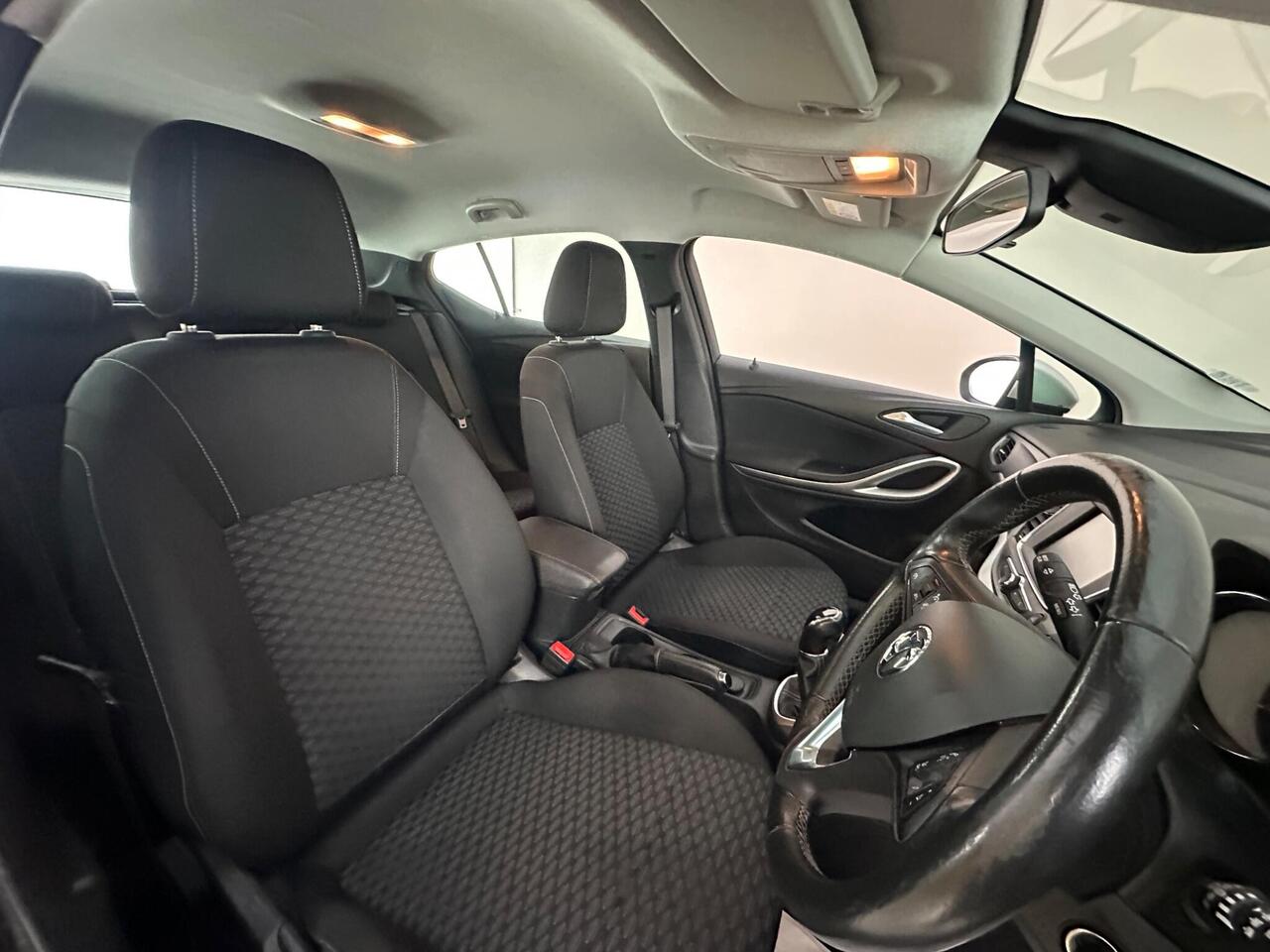 Vauxhall Astra FP70EXB