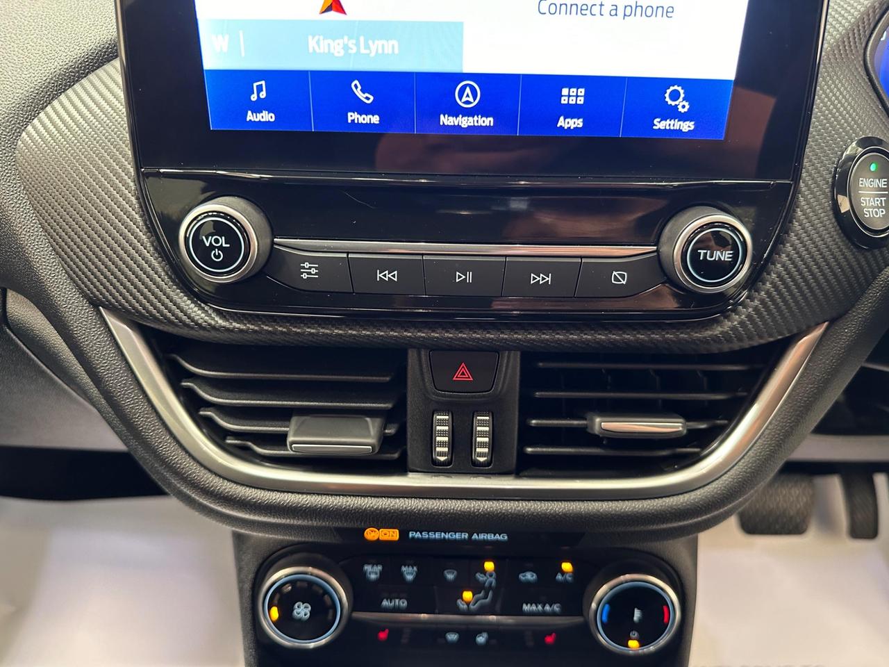 Ford Fiesta LD72JVC