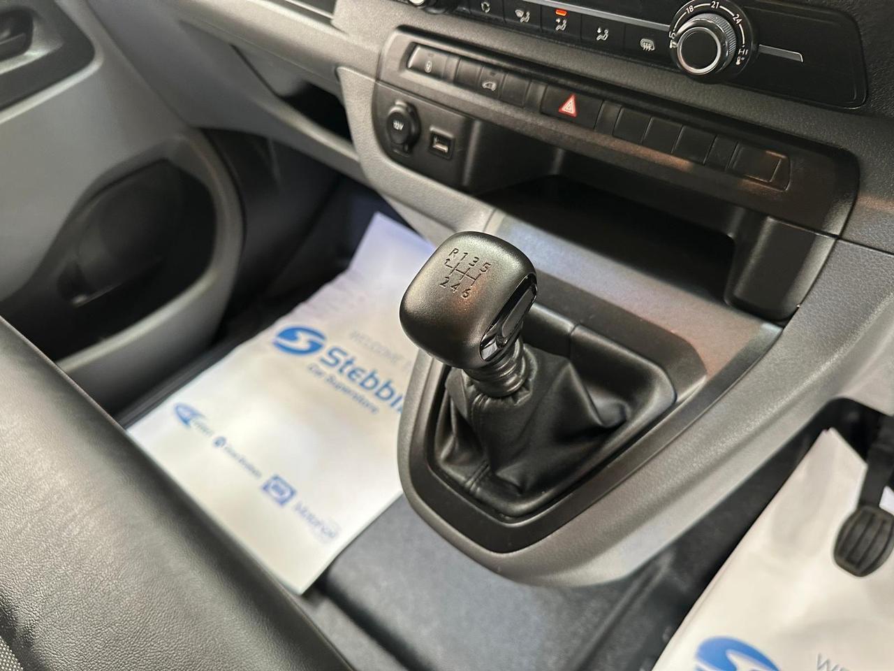 Vauxhall Vivaro DT70GHH