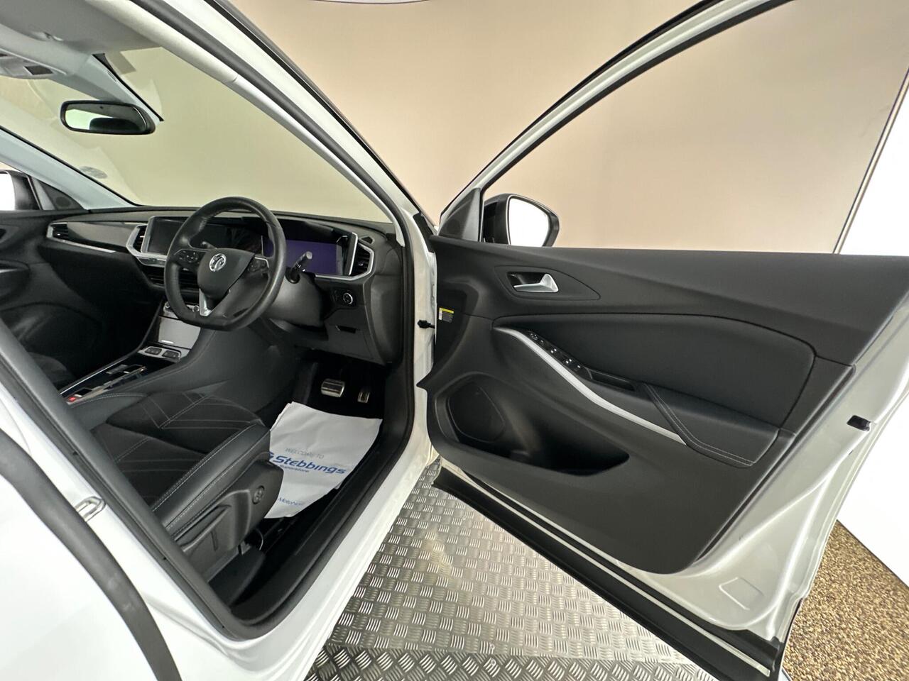 Vauxhall Grandland BG73XMD