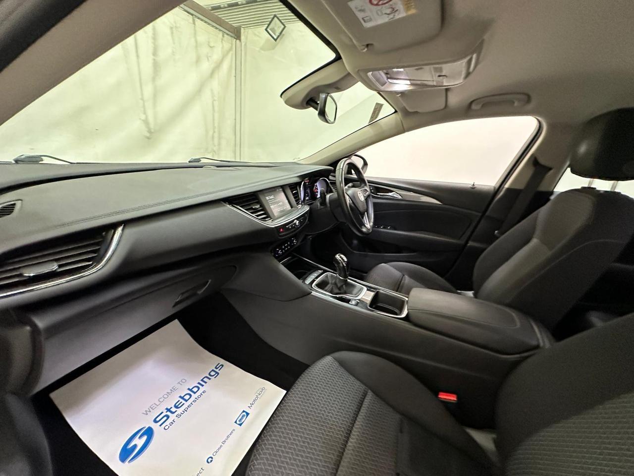 Vauxhall Insignia VU70YMO