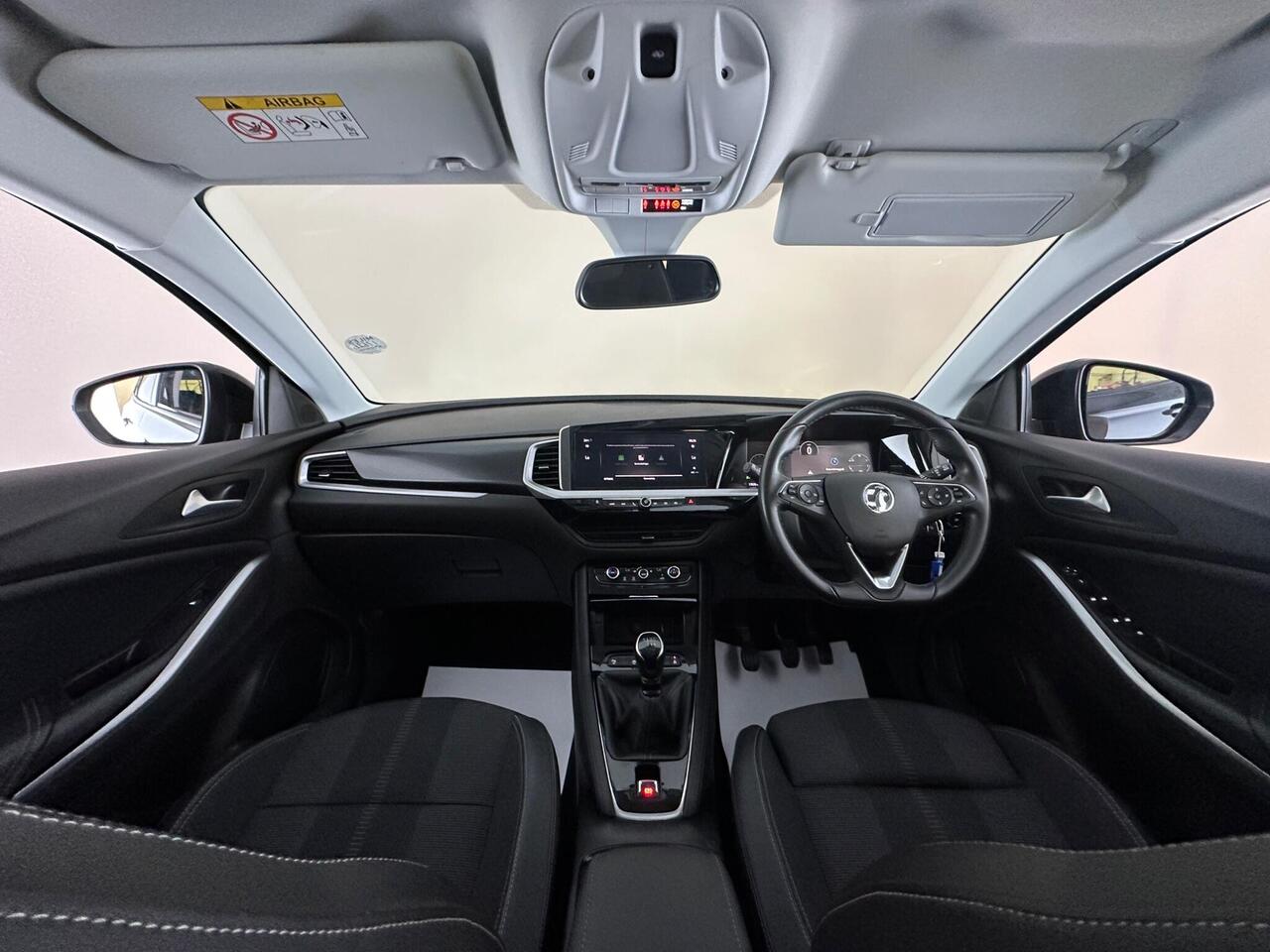 Vauxhall Grandland SH23FBJ