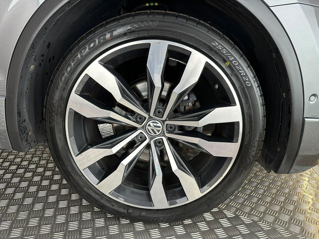 Volkswagen Tiguan DE69LBK