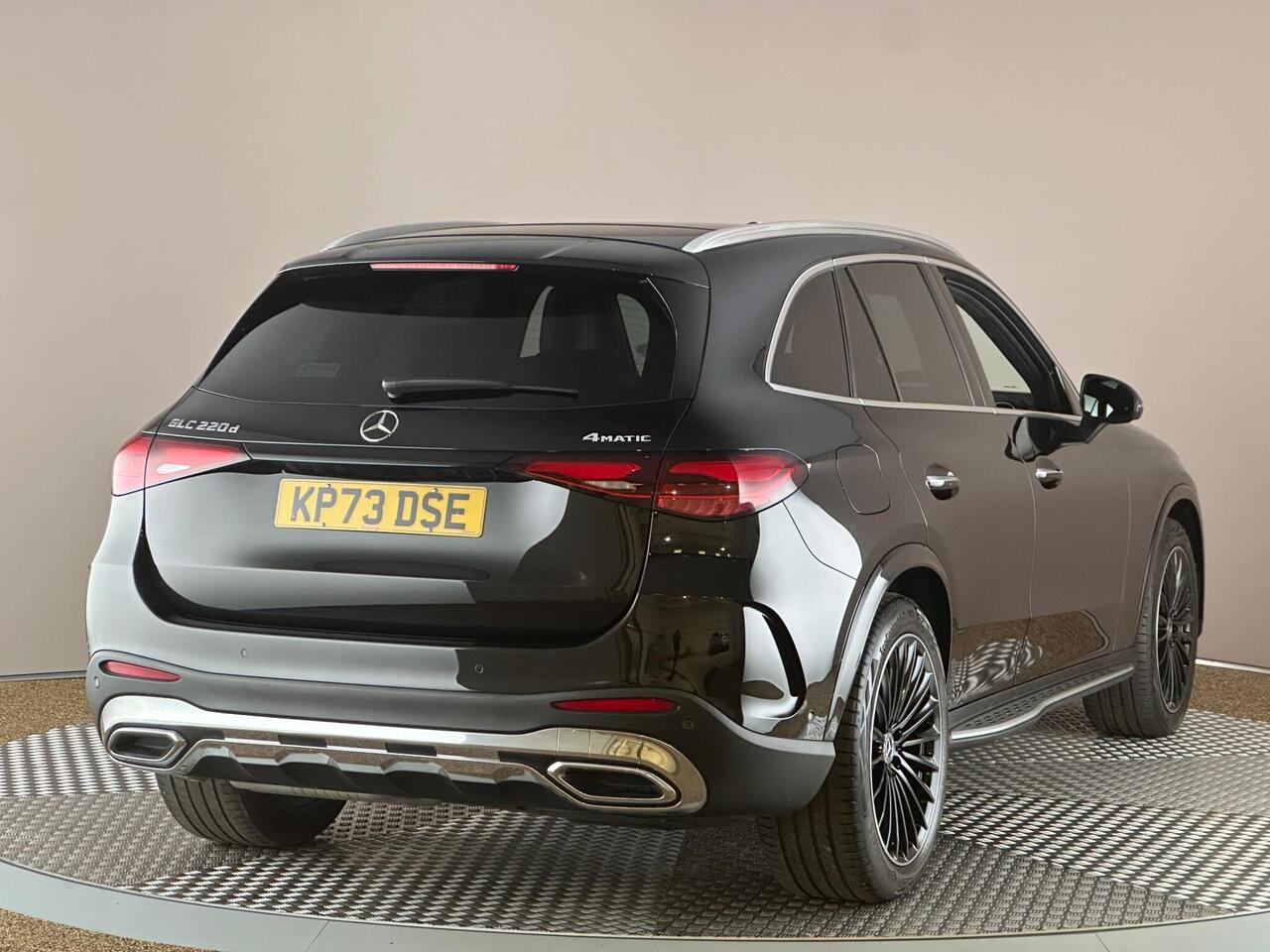 Mercedes-Benz GLC KP73DSE