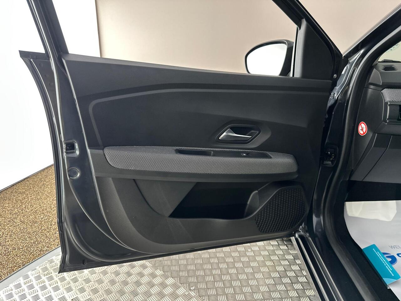 Dacia Sandero AE72WNB