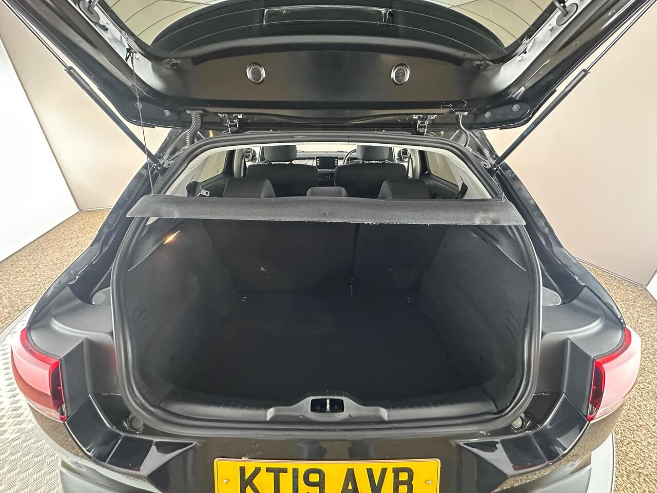 Citroen C4 Cactus KT19AVB