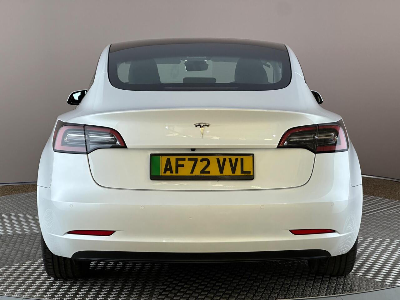 Tesla Model 3 AF72VVL