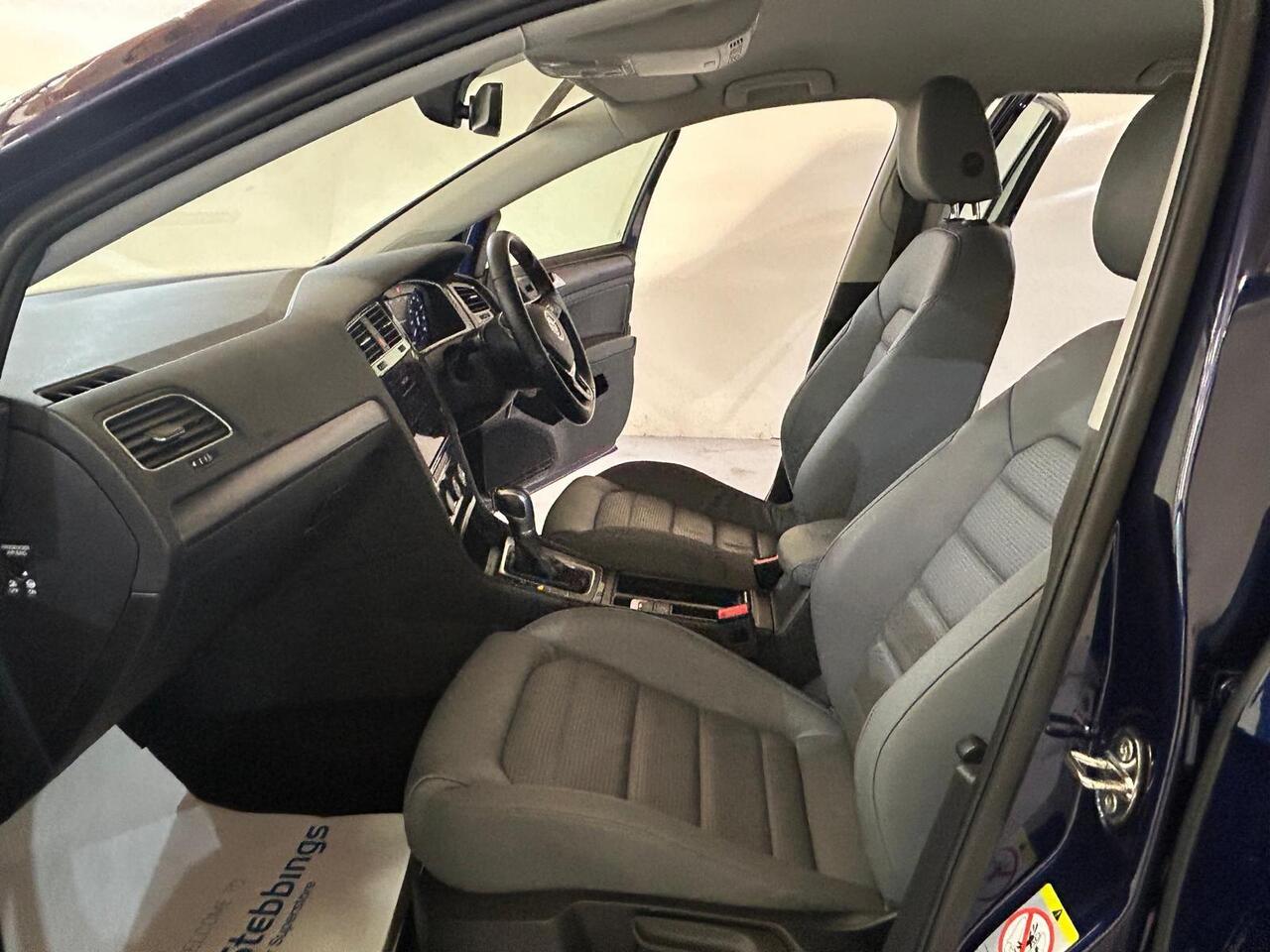 Volkswagen e-Golf AD18GUC