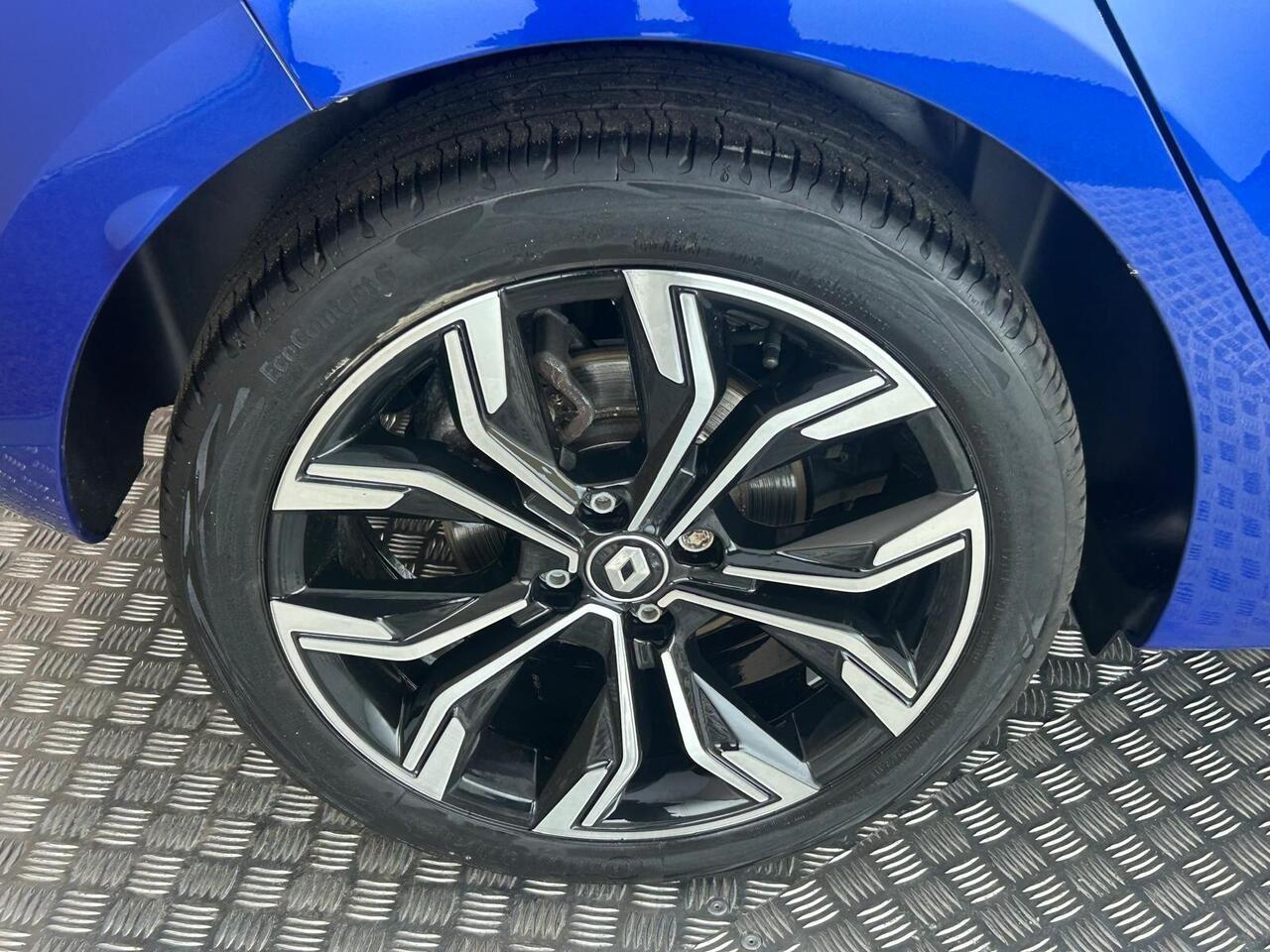 Renault Clio AK23UCE