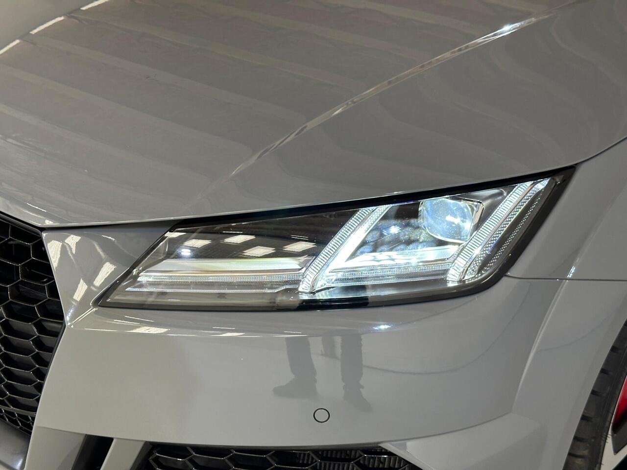 Audi TT RS RY19NZZ