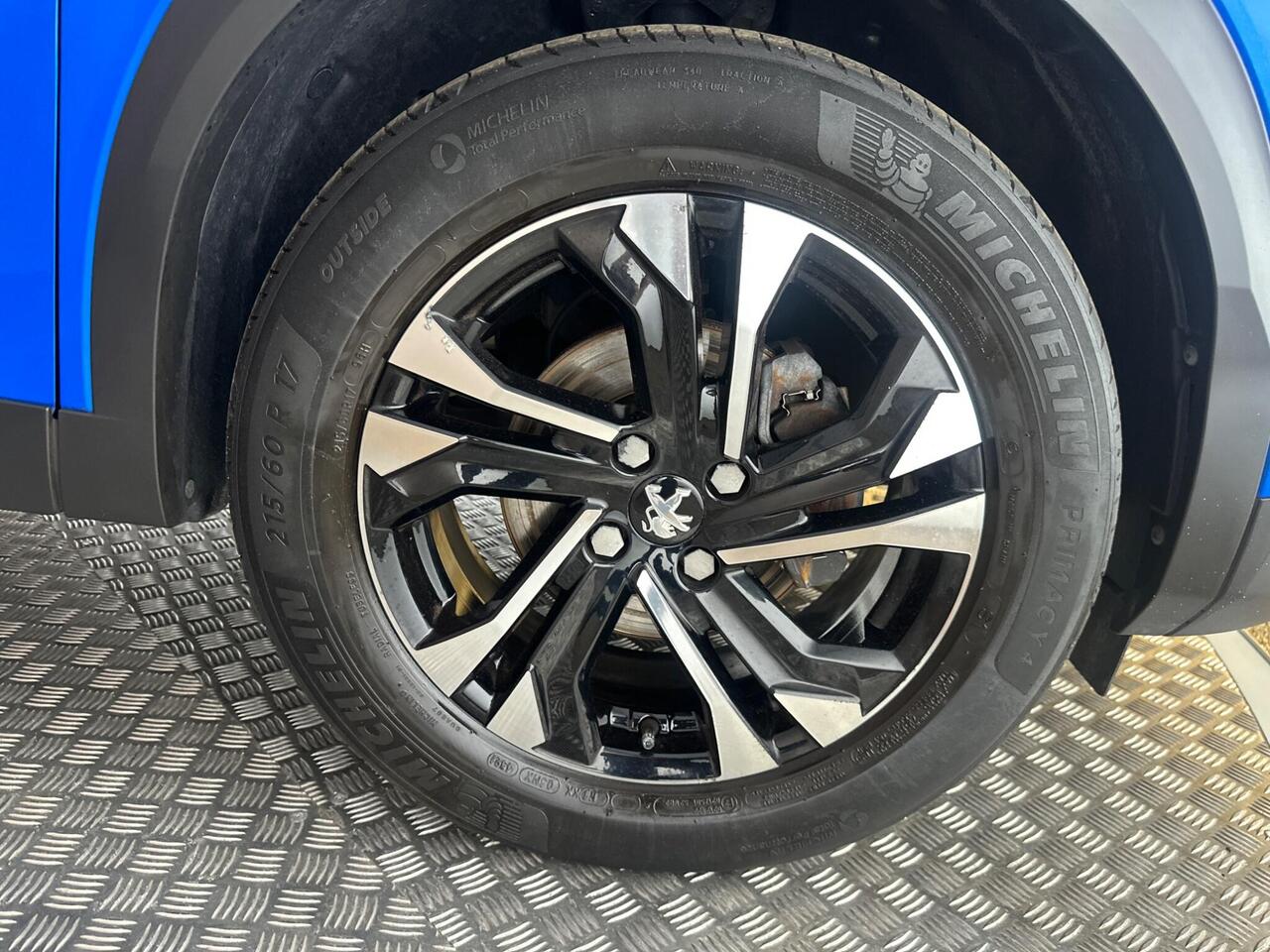 Peugeot 2008 GD71XSR