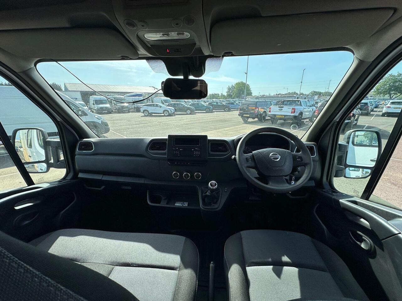 Nissan NV400 NX21HRO