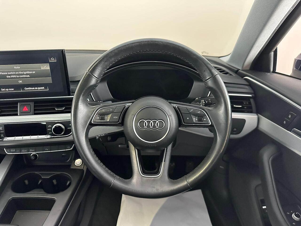 Audi A4 AU21TLZ
