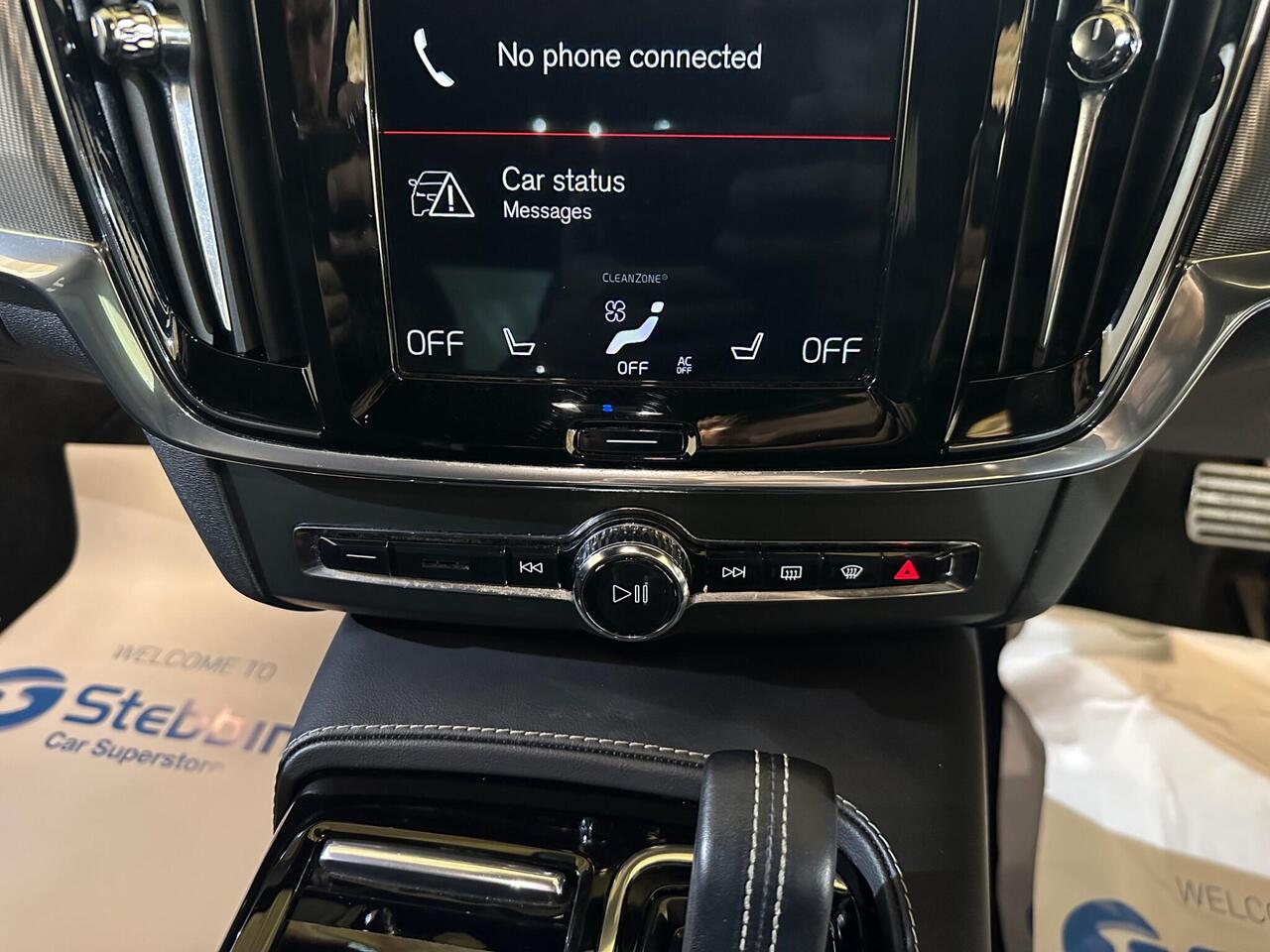 Volvo S90 YO21MJJ