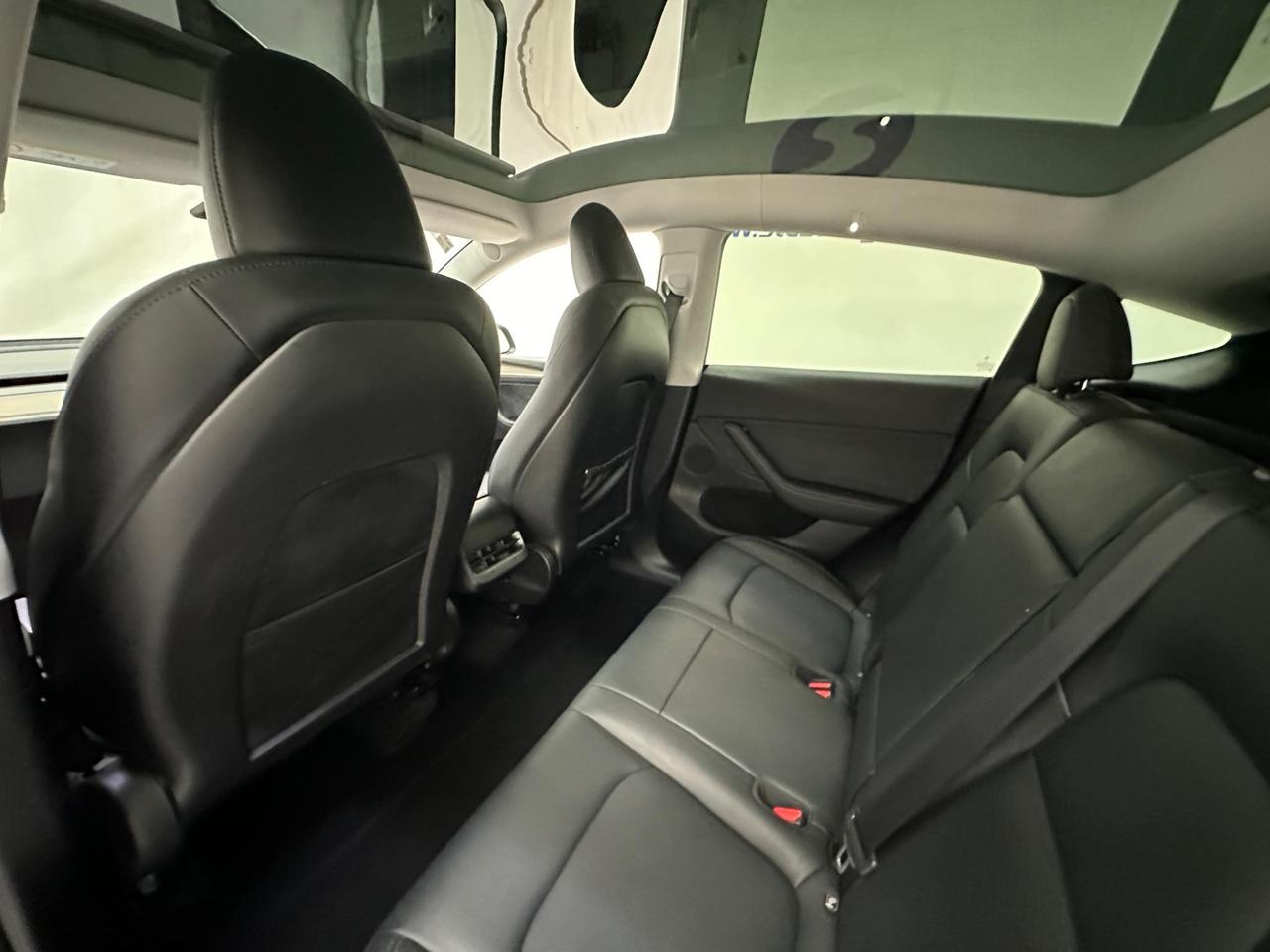 Tesla Model Y GJ23KMV