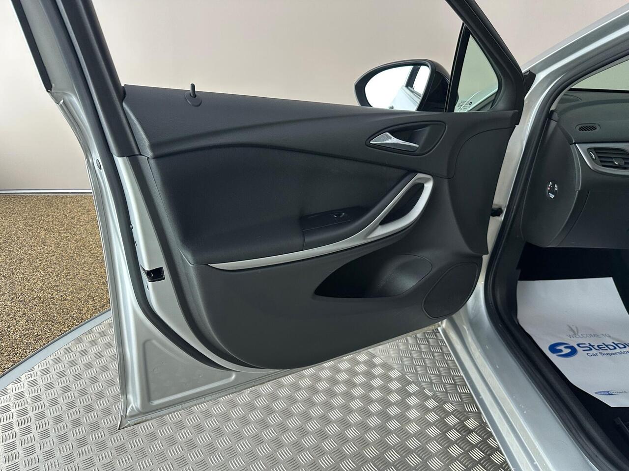 Vauxhall Astra FL21SBX