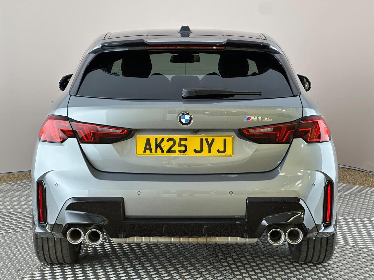 BMW 1 Series AK25JYJ