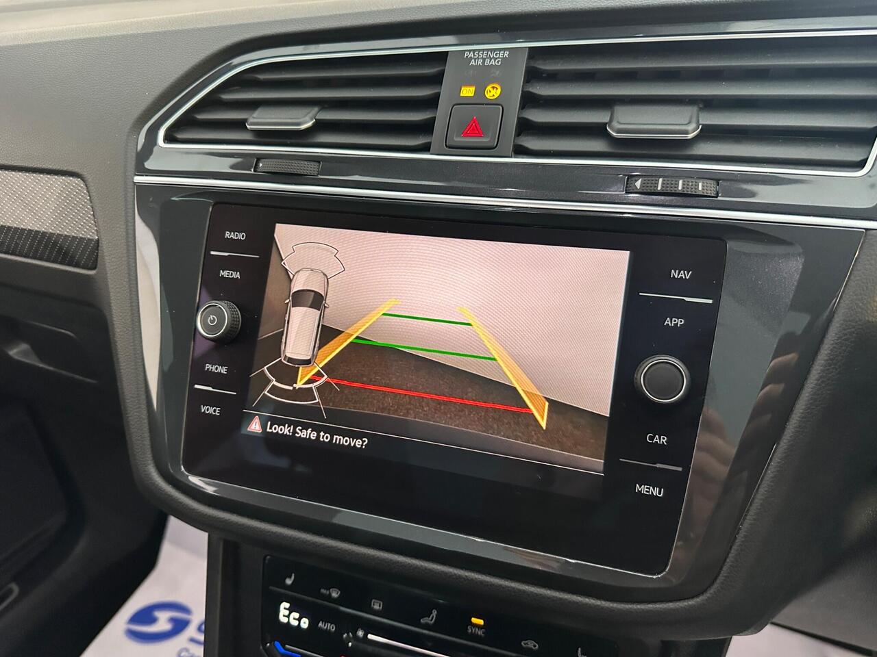 Volkswagen Tiguan YG23VZE
