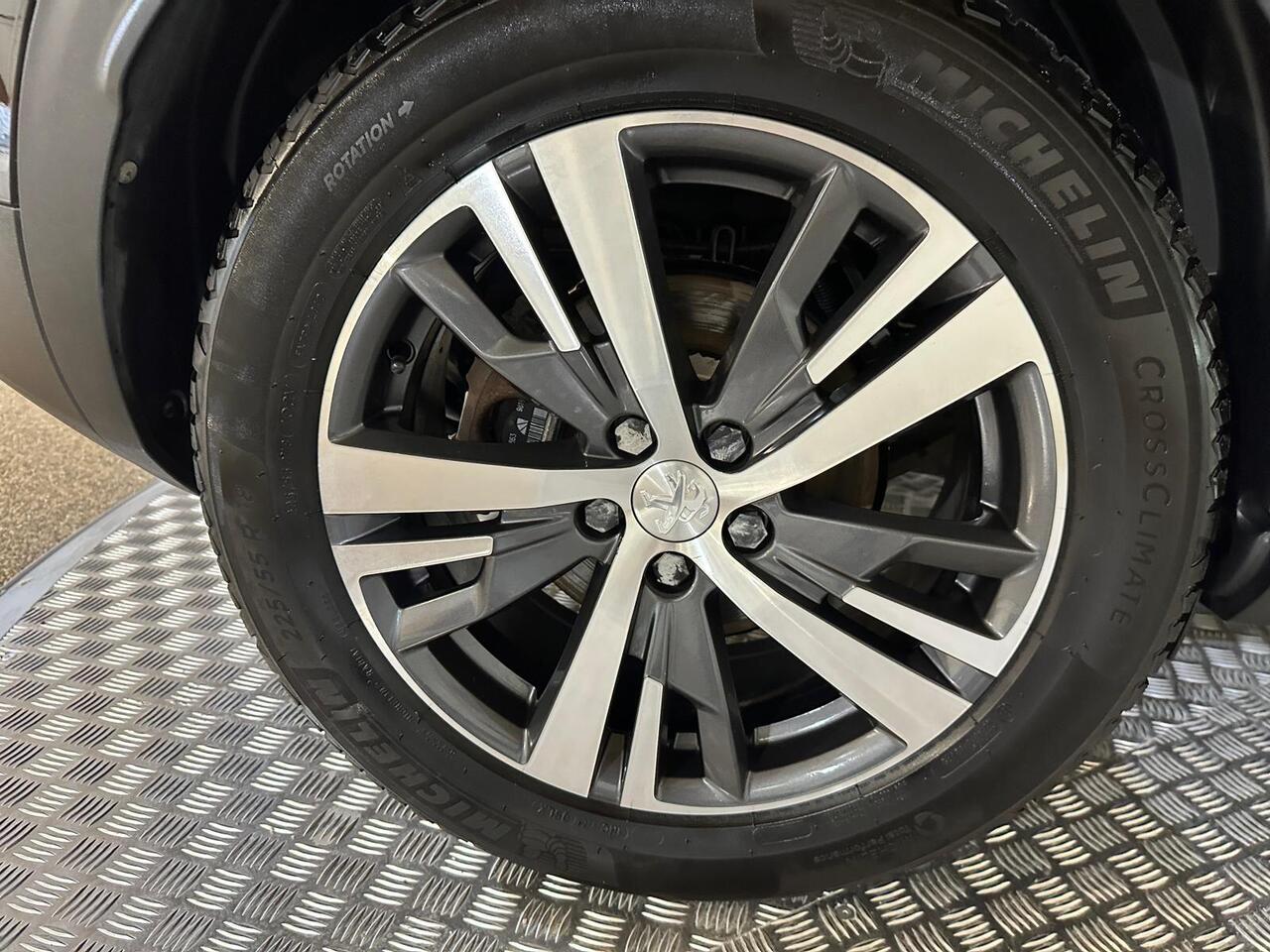 Peugeot 3008 VU22OOX