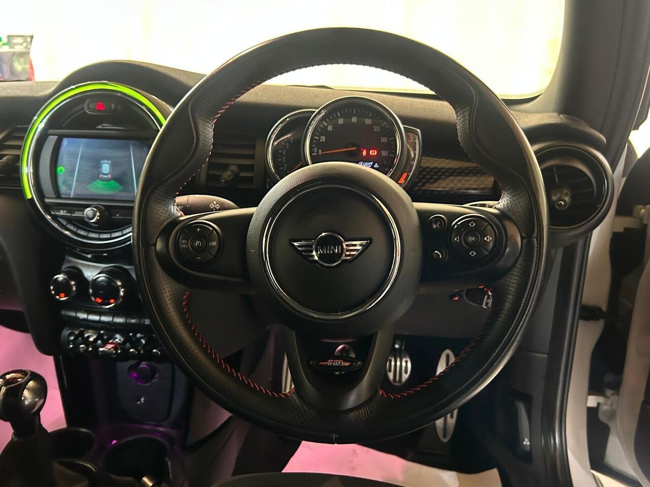 MINI Hatch SM19AUA