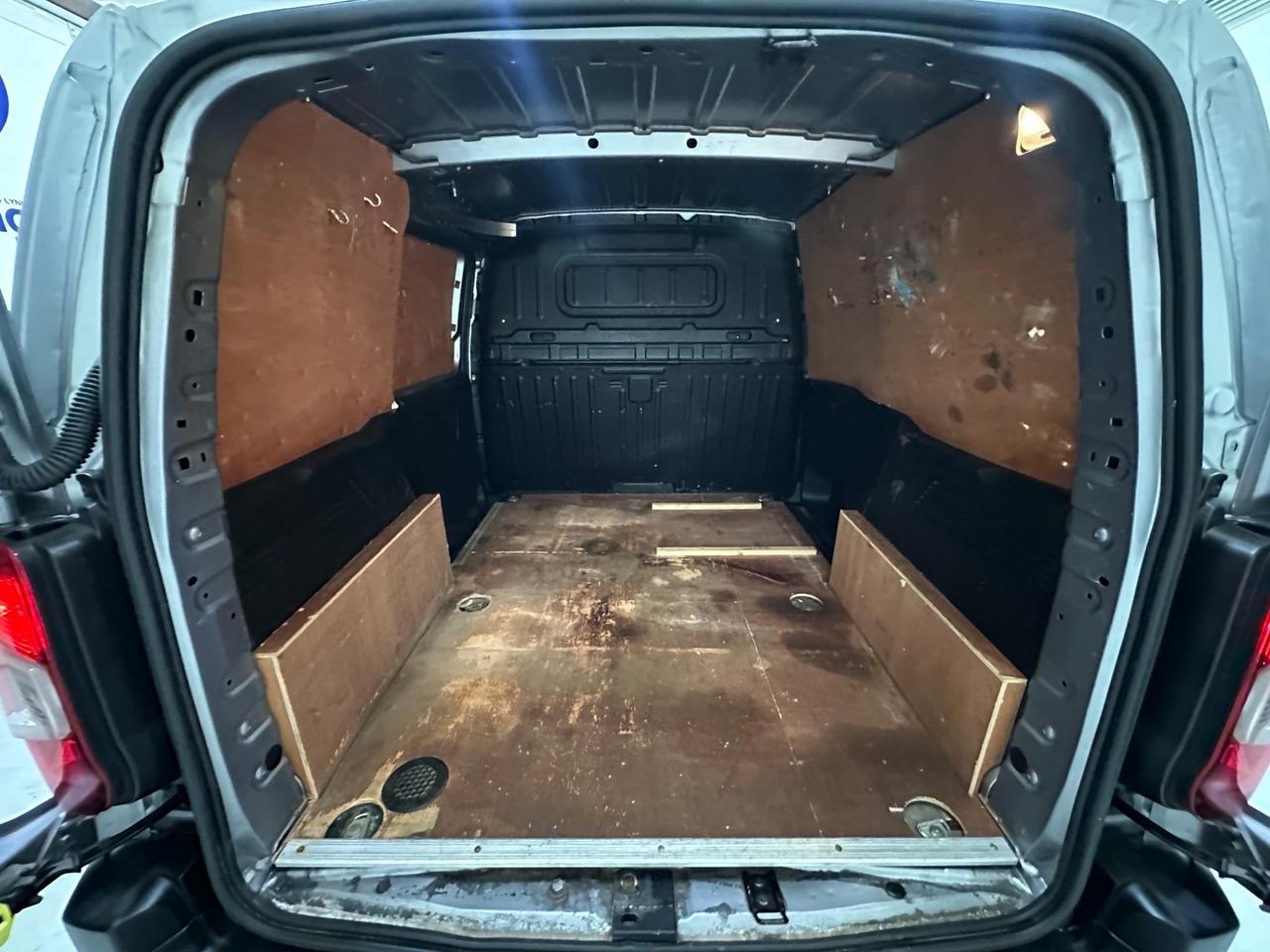Vauxhall Combo WM19WRK