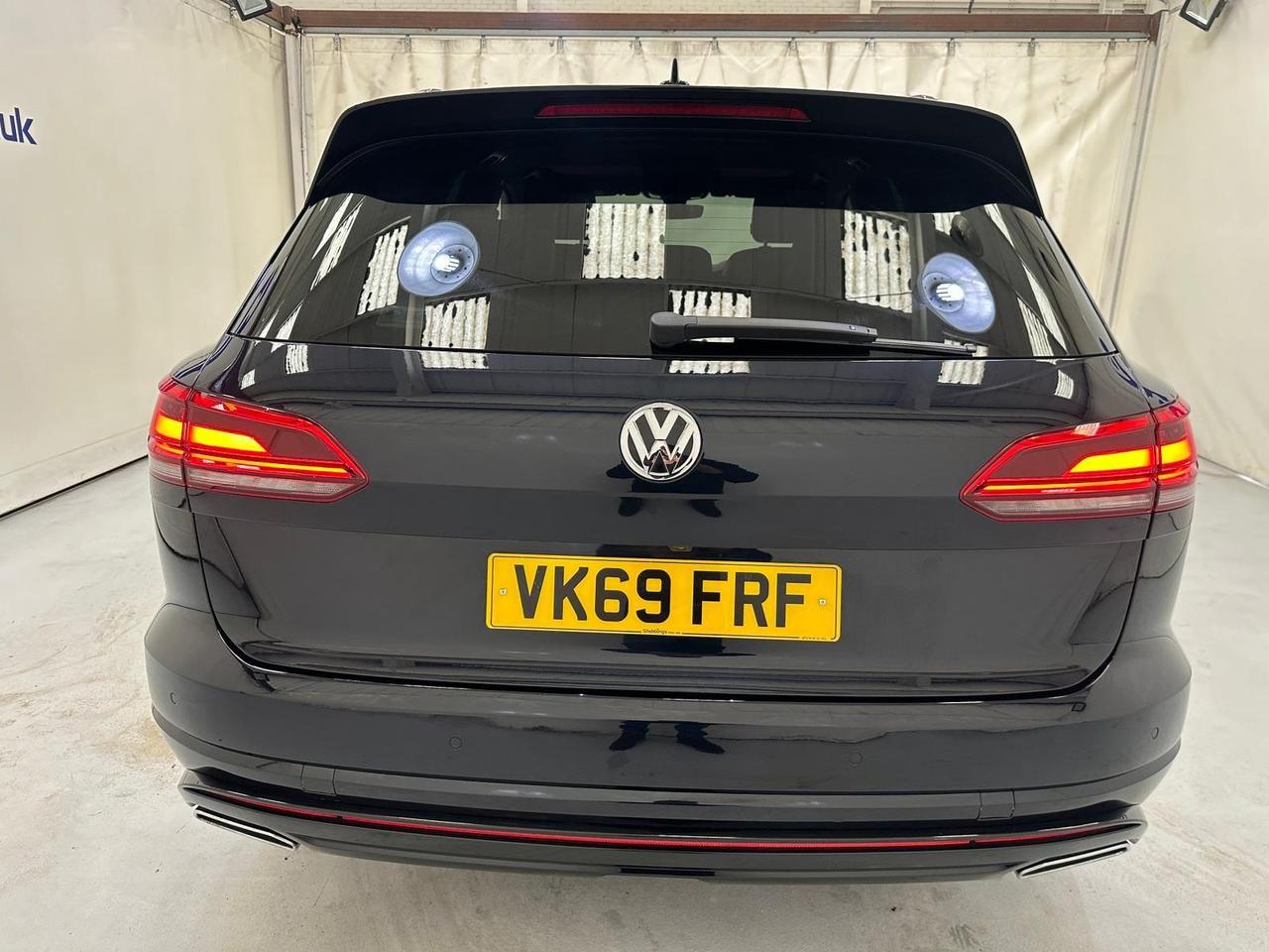 Volkswagen Touareg VK69FRF