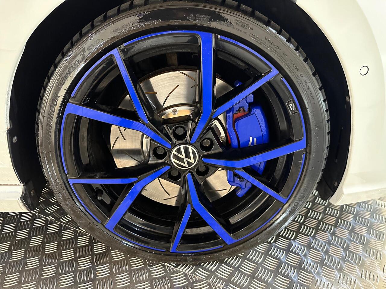 Volkswagen Golf GM23TPY
