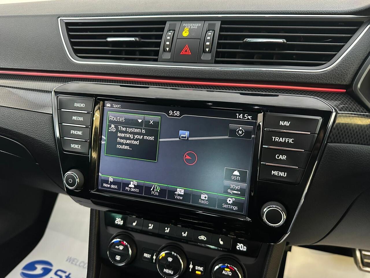 Skoda Superb AX17GDE