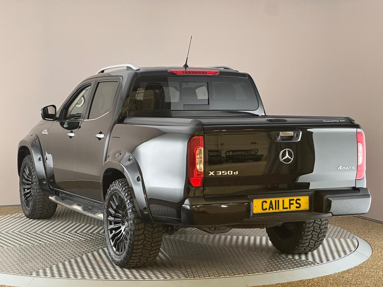 Mercedes-Benz X Class CA11LFS