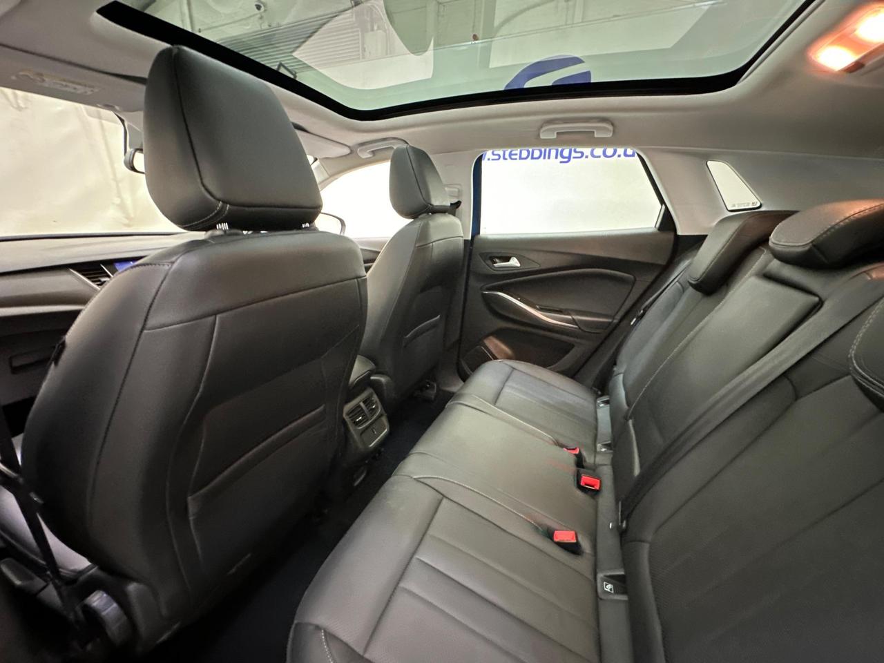 Vauxhall Grandland X FE19SZZ