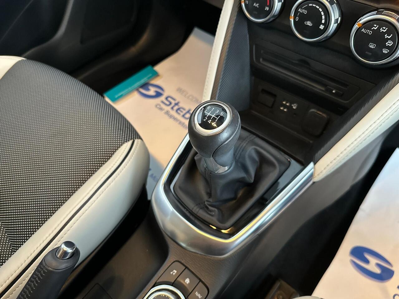 Mazda Mazda2 YN69MYD