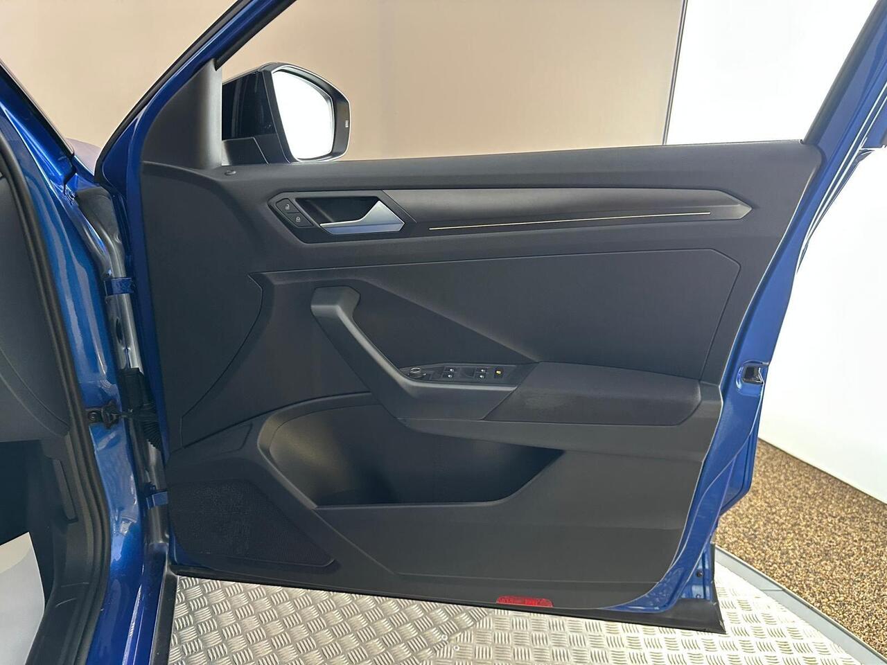 Volkswagen T-Roc DA69JFF