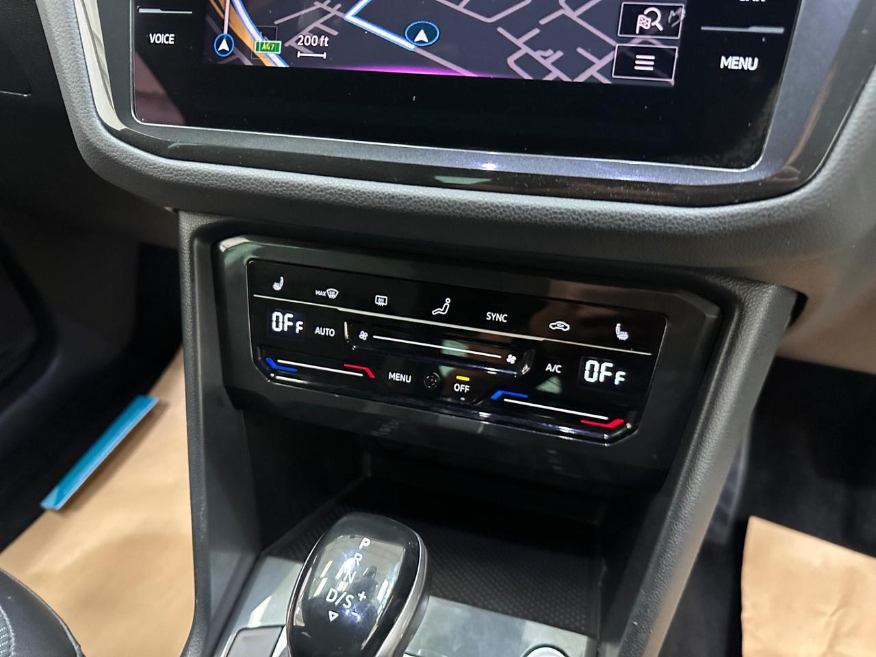 Volkswagen Tiguan VU21NWZ