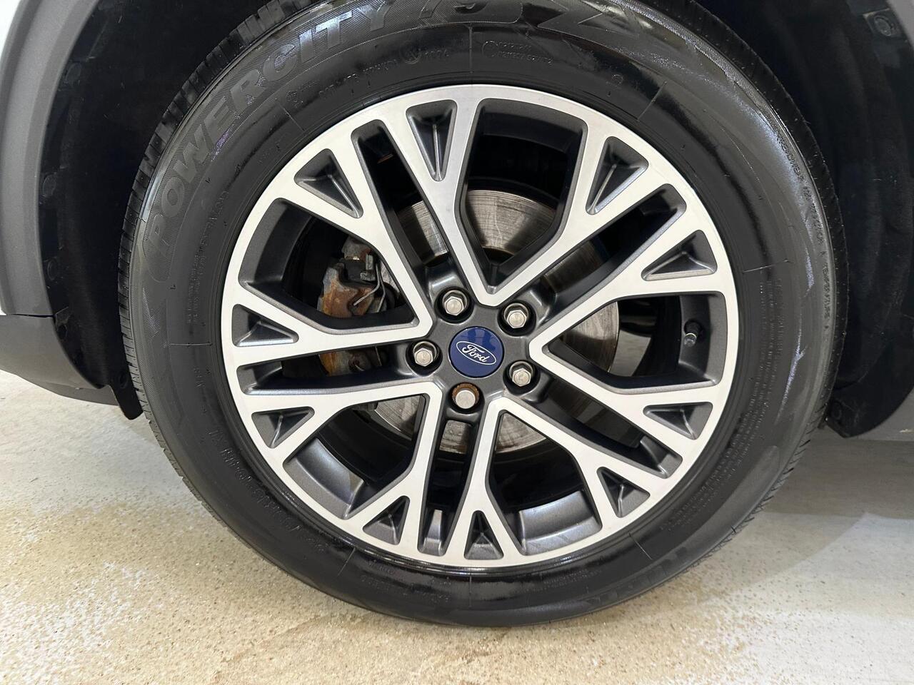 Ford Kuga HS21PUA