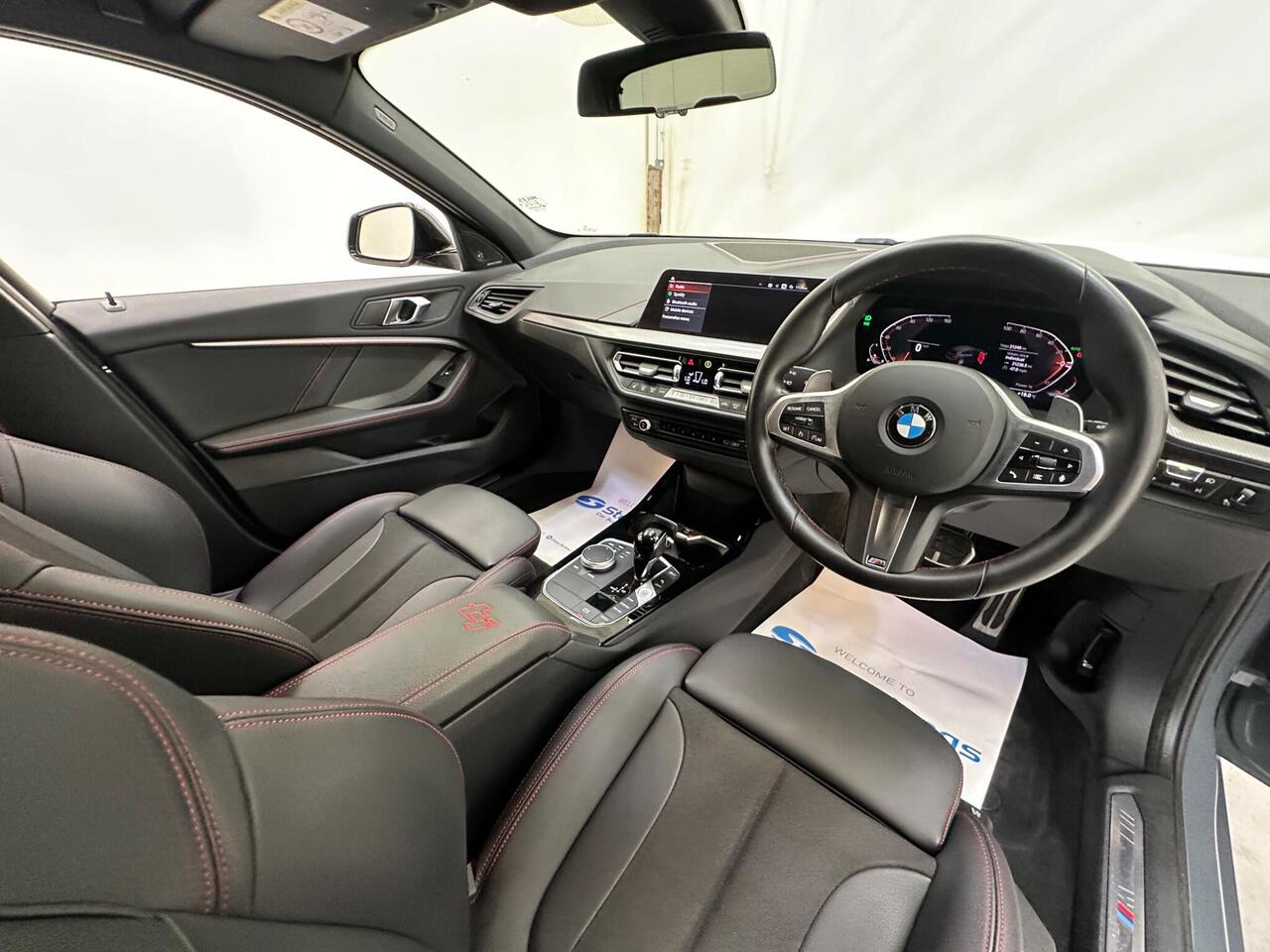 BMW 1 Series AX73KKV