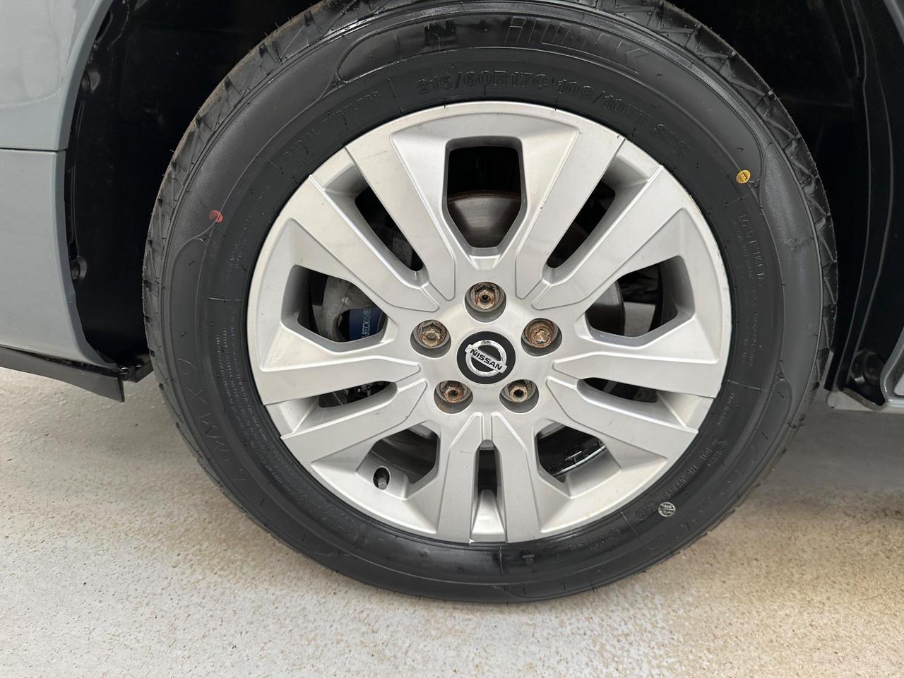 Nissan Primastar DL72BWH