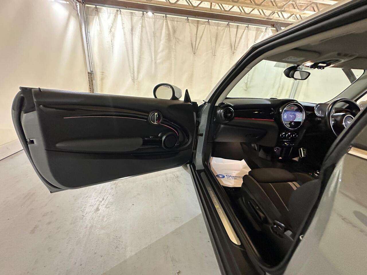 MINI Electric Hatch GF71KHC