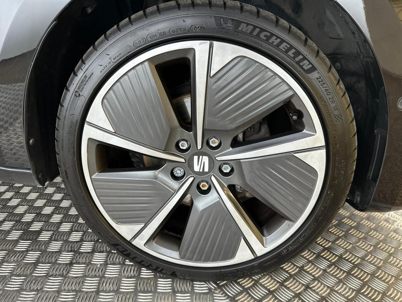 SEAT Leon SJ21VNO