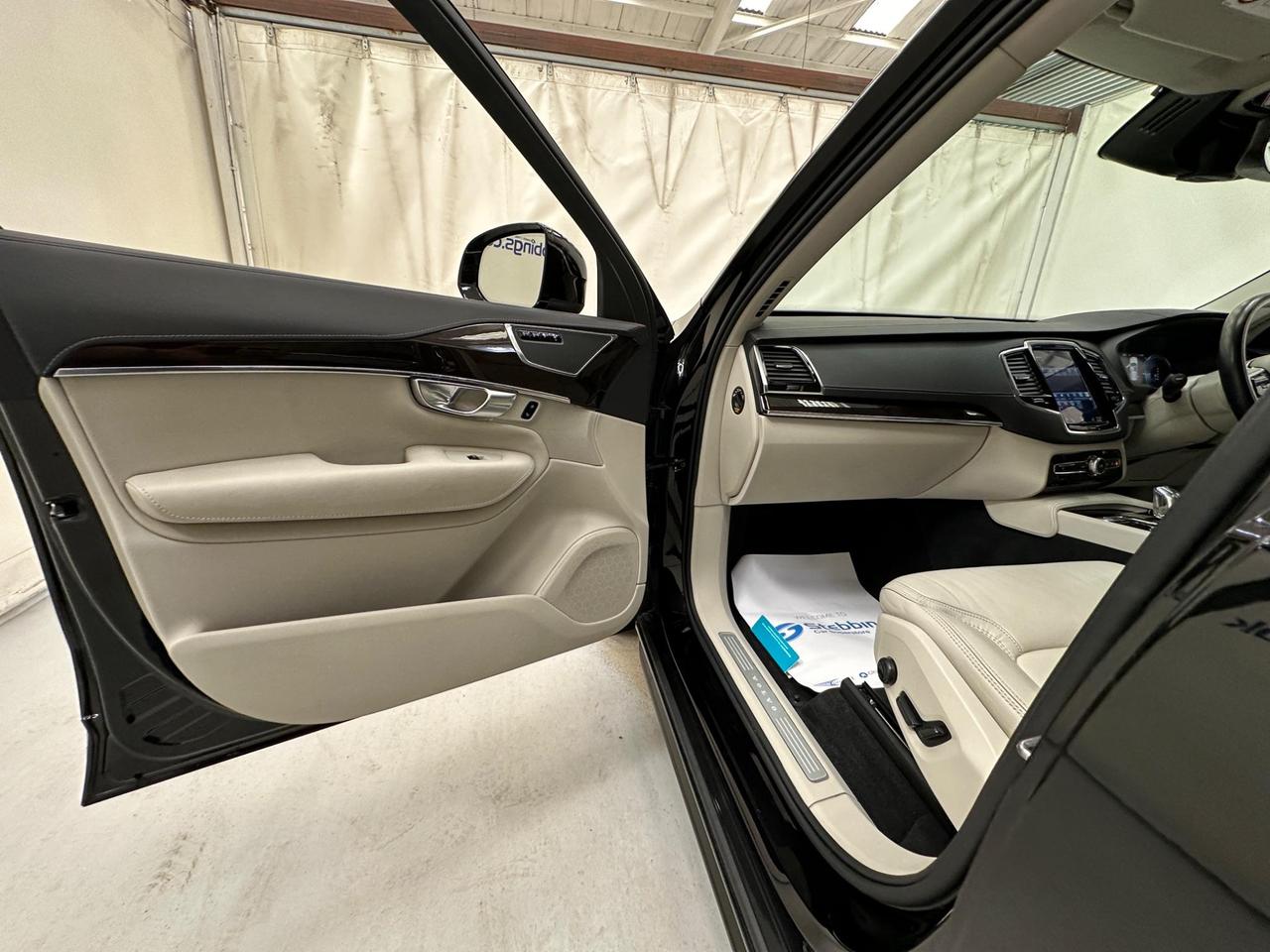 Volvo XC90 YT67WMO