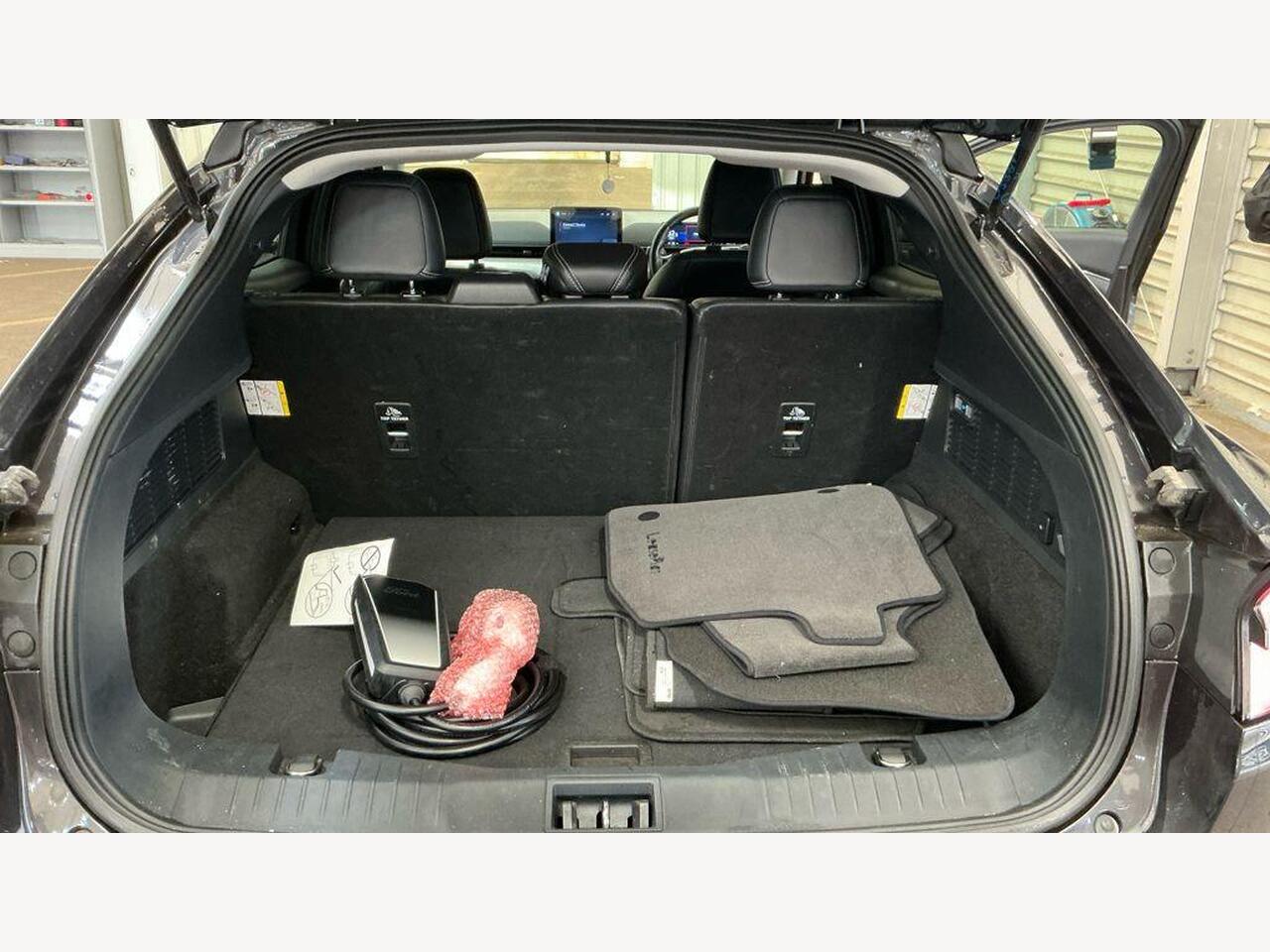 Ford Mustang Mach-E MF22YGR