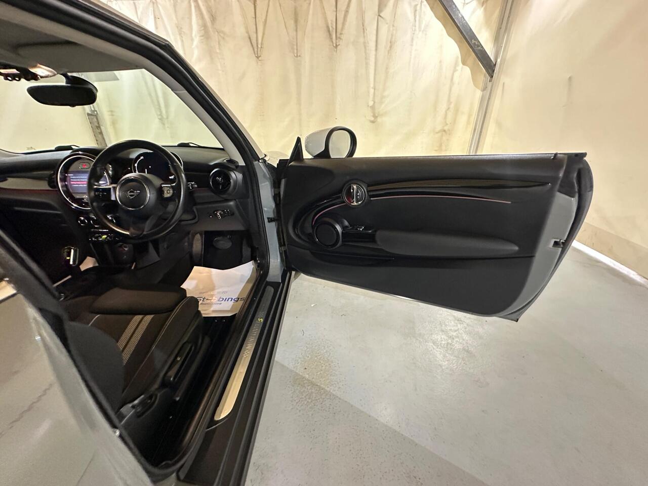 MINI Electric Hatch GF71KHC