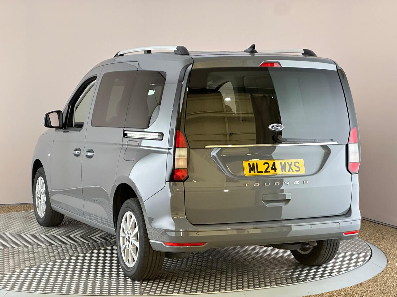 Ford Tourneo Connect ML24WXS