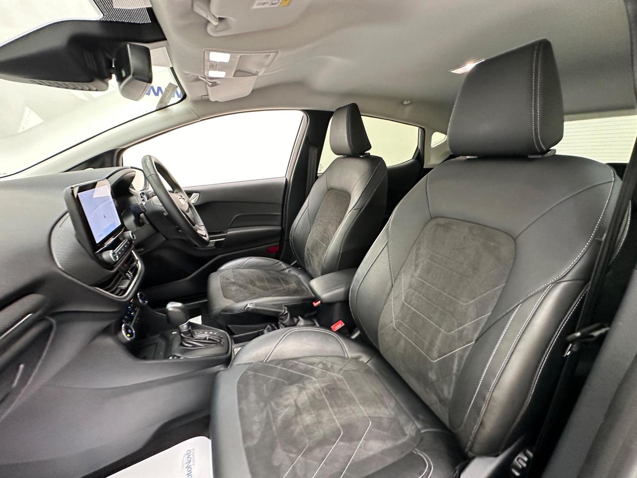 Ford Fiesta LD72JVC