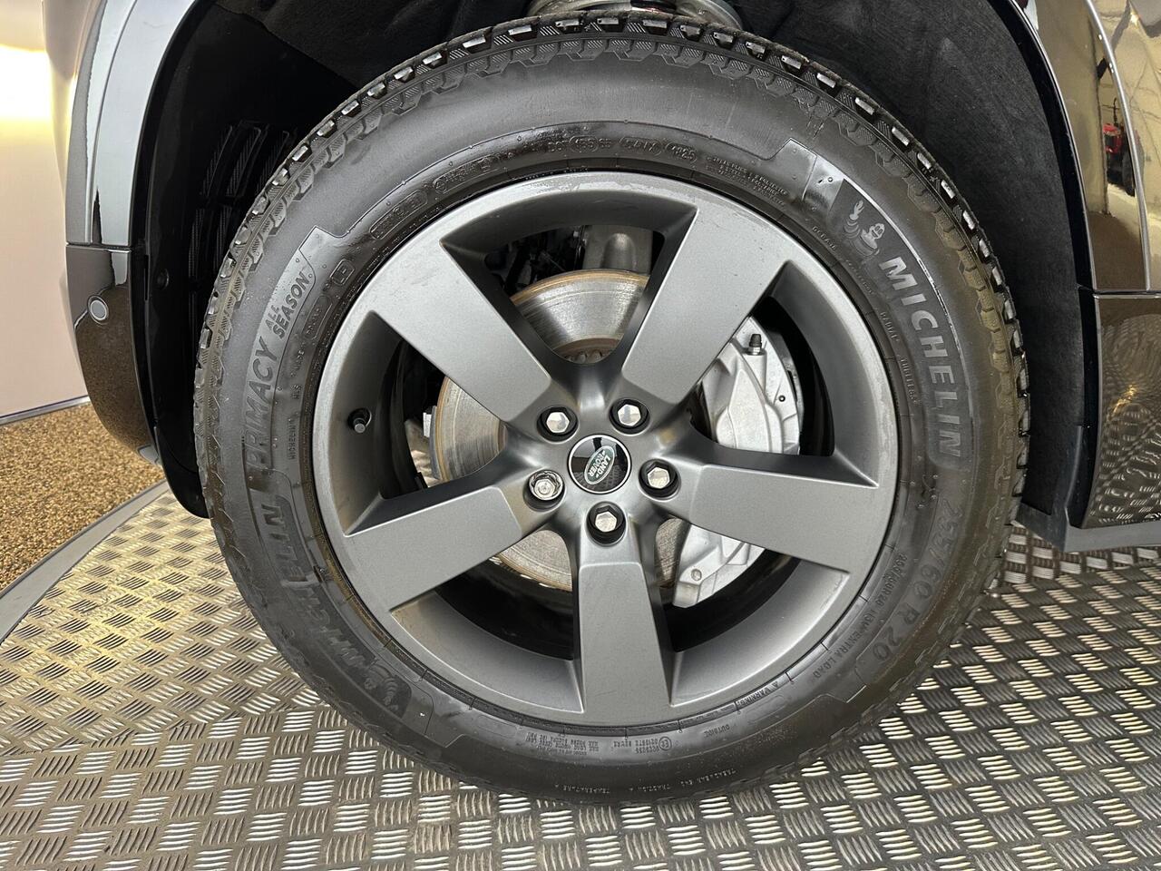 Land Rover Defender 90 WK25UHH