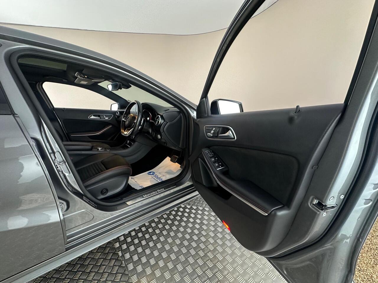 Mercedes-Benz A Class AX67HFB