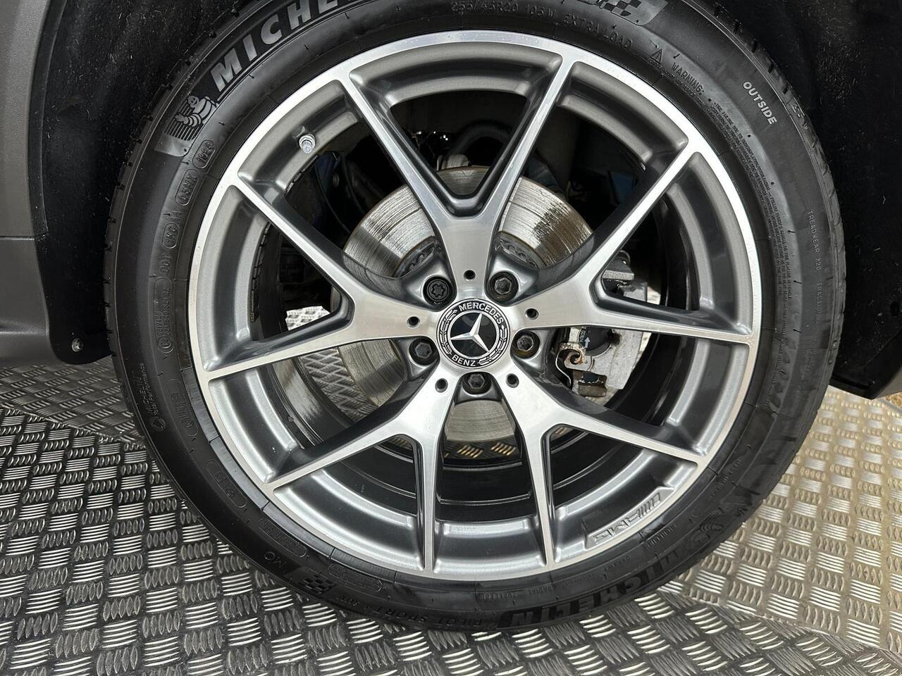 Mercedes-Benz GLC EK71XTN