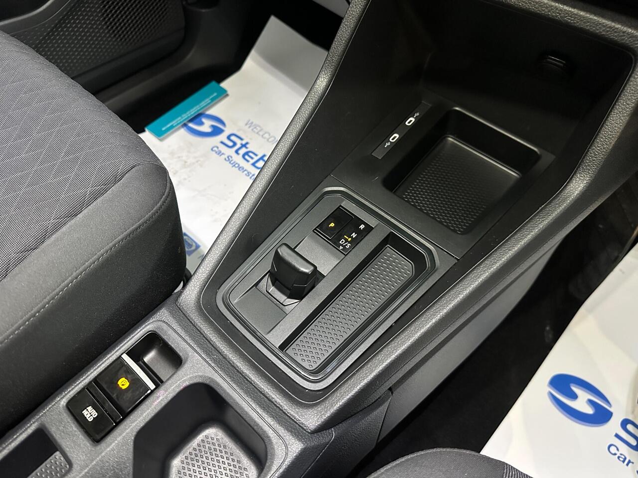 Volkswagen Caddy Maxi AE71YGC