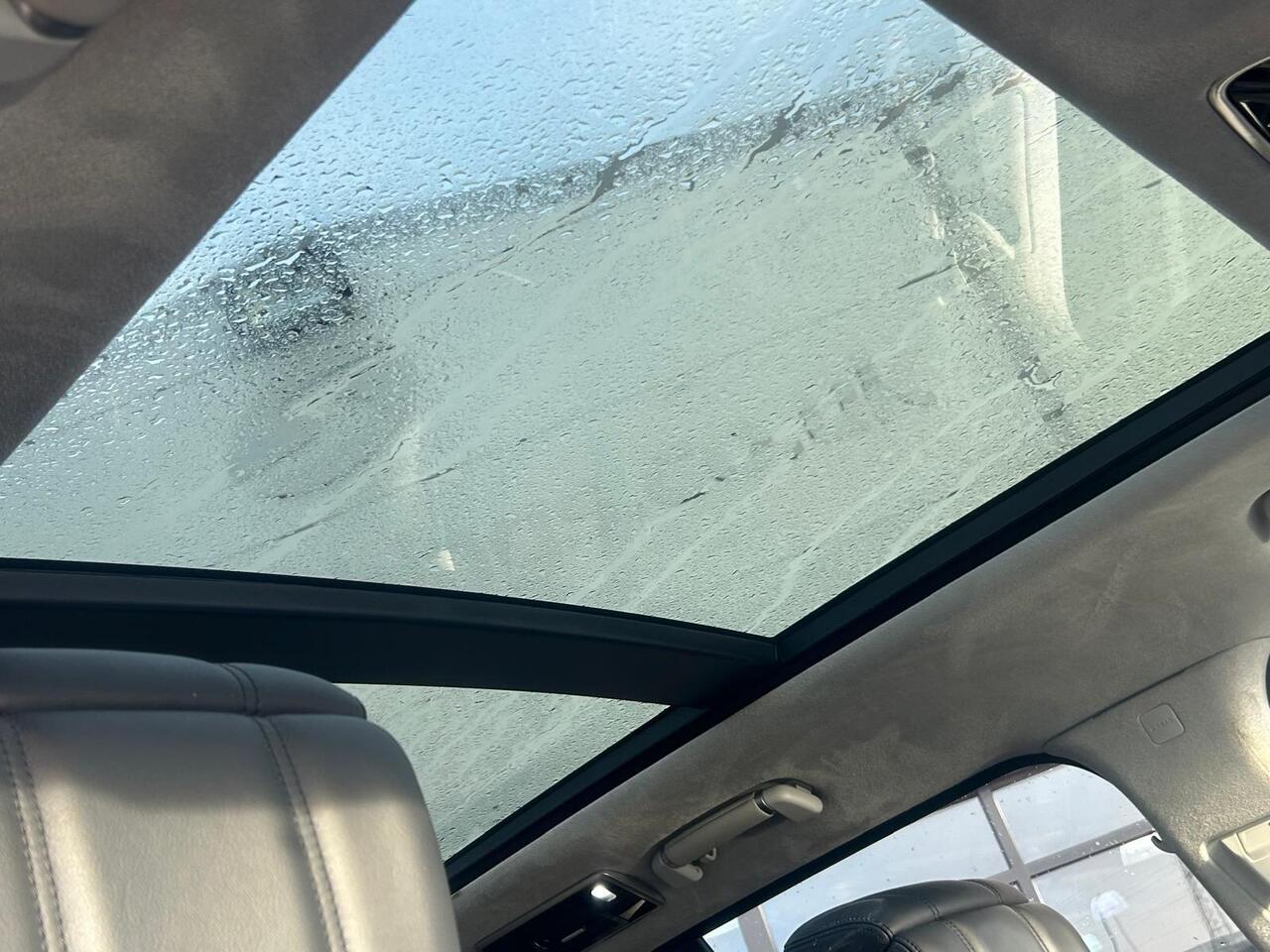 Land Rover Range Rover LR19JBX