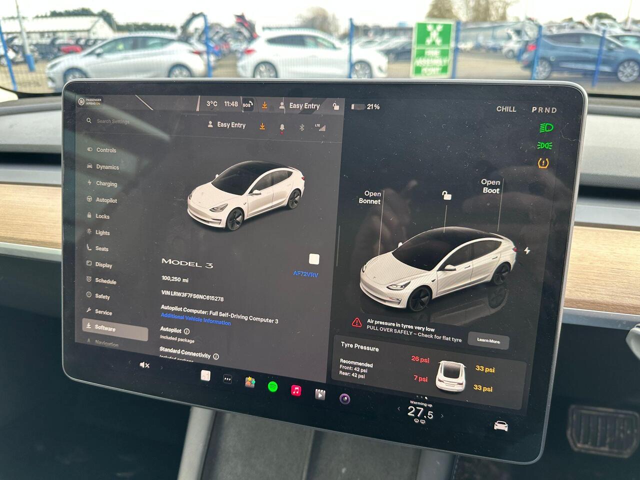 Tesla Model 3 AF72VRV