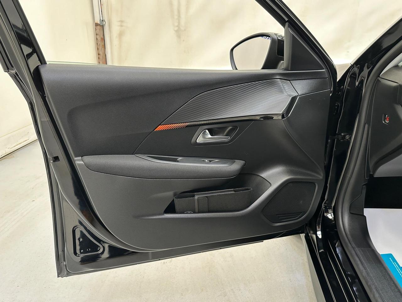Peugeot 208 AJ23DWM